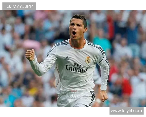 华南足球球星崛起与发展历程探析从地方豪门到国际舞台的传奇之路