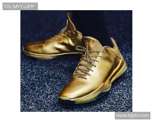 足球球星们最钟爱的球鞋品牌与型号揭秘背后的秘密与故事 足球球星们最钟爱的球鞋品牌与型号揭秘背后的秘密与故事