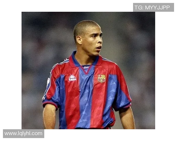 一生未曾捧起金杯的足球巨星们他们的传奇与遗憾 一生未曾捧起金杯的足球巨星们他们的传奇与遗憾